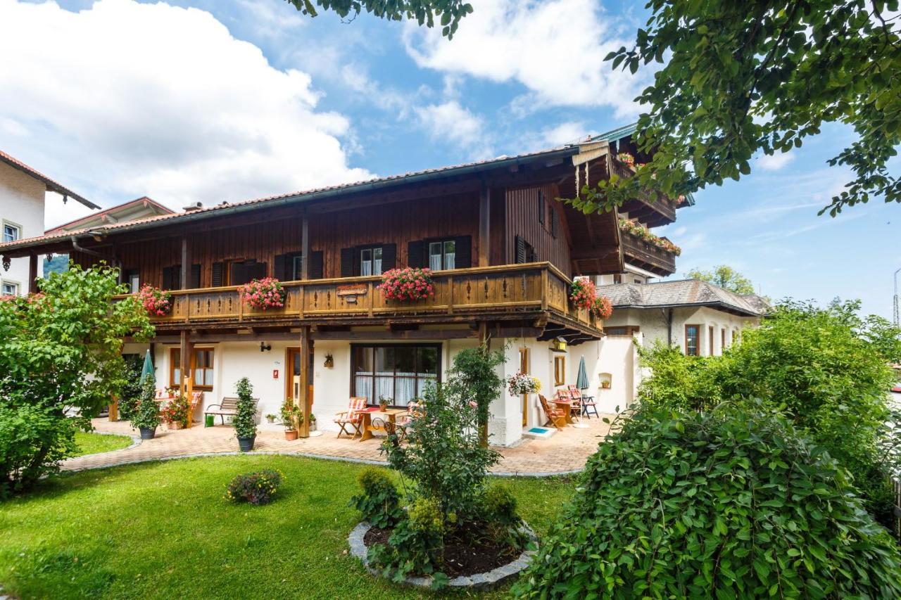 Cafe Chiemgau Und Gaestehaus Ruhpolding Ngoại thất bức ảnh