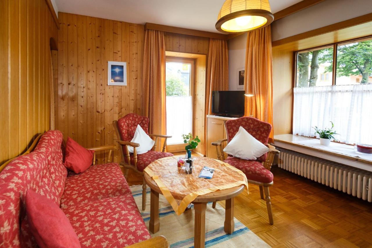Cafe Chiemgau Und Gaestehaus Ruhpolding Ngoại thất bức ảnh