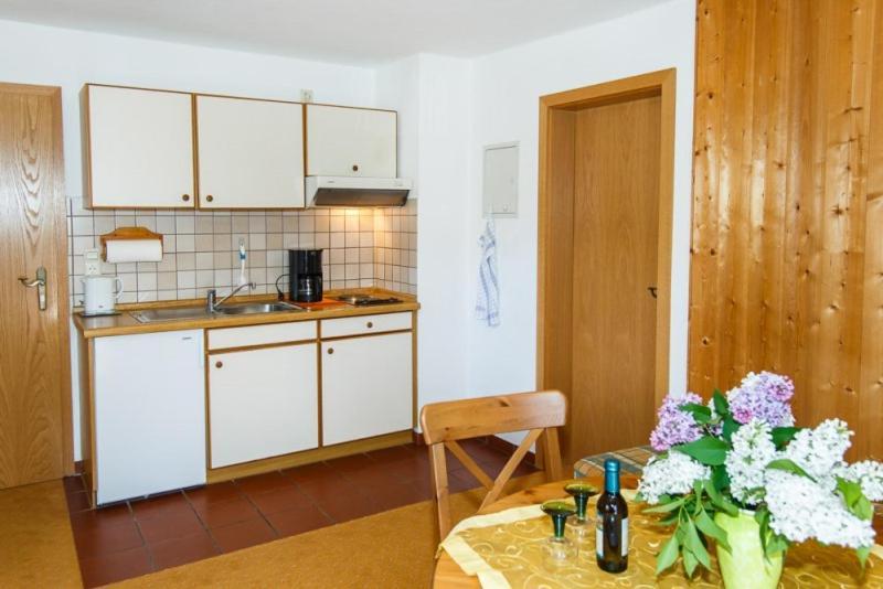 Cafe Chiemgau Und Gaestehaus Ruhpolding Ngoại thất bức ảnh