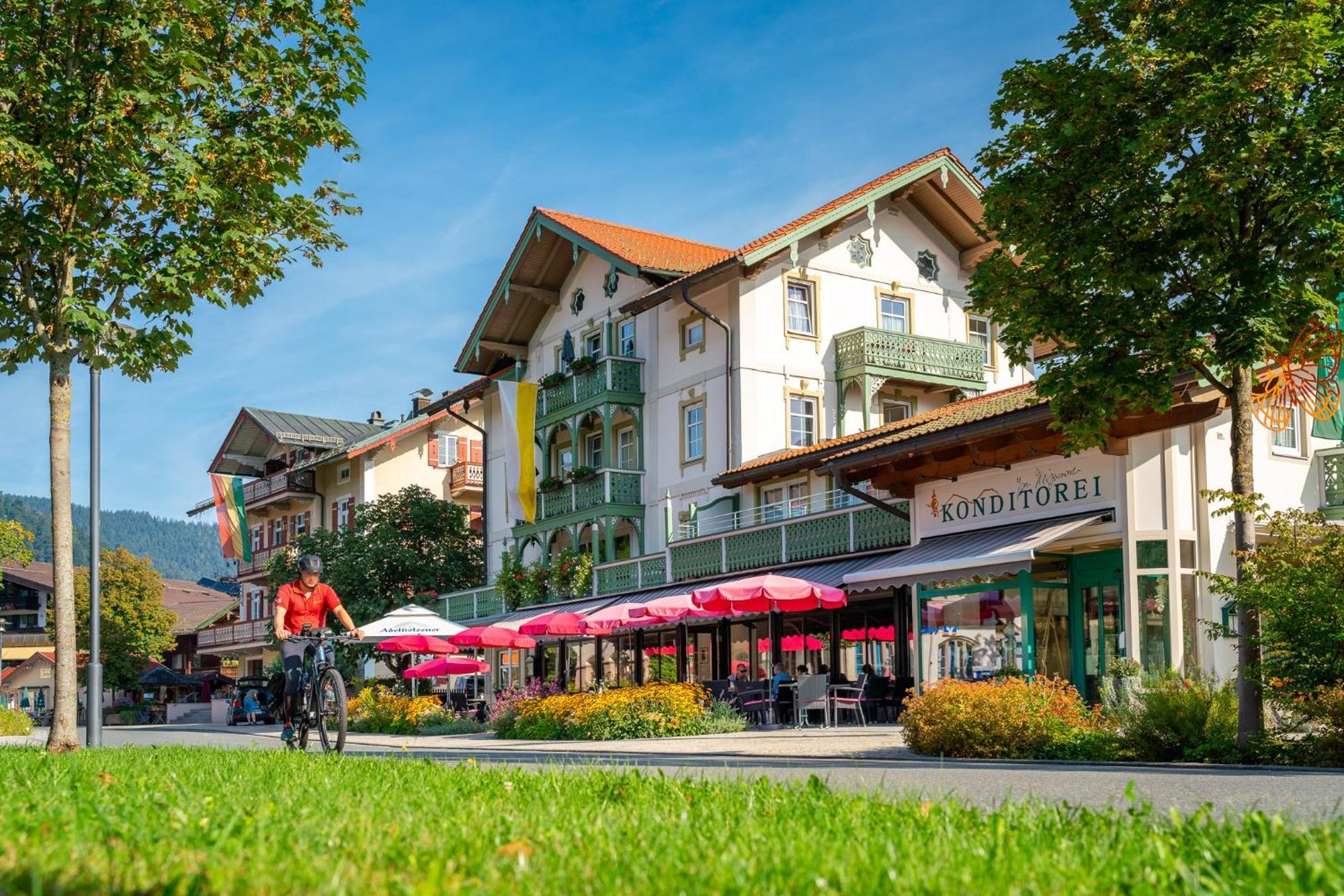 Cafe Chiemgau Und Gaestehaus Ruhpolding Ngoại thất bức ảnh